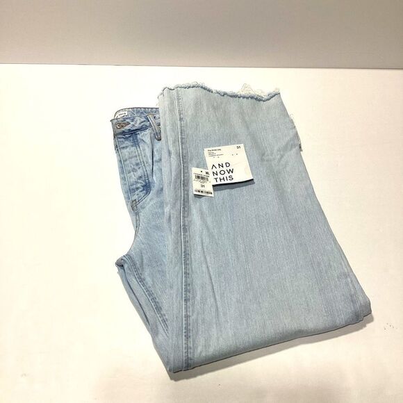 And Now This Straight Leg Distressed Button Fly Light Wash Jeans Size 31 - Picture 1 of 6